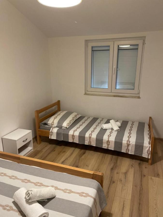 Vila Regina Pašman Exterior foto