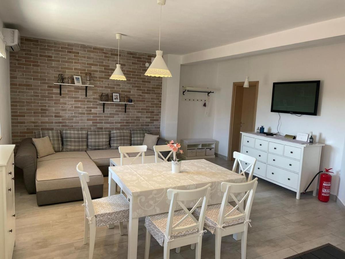 Vila Regina Pašman Exterior foto